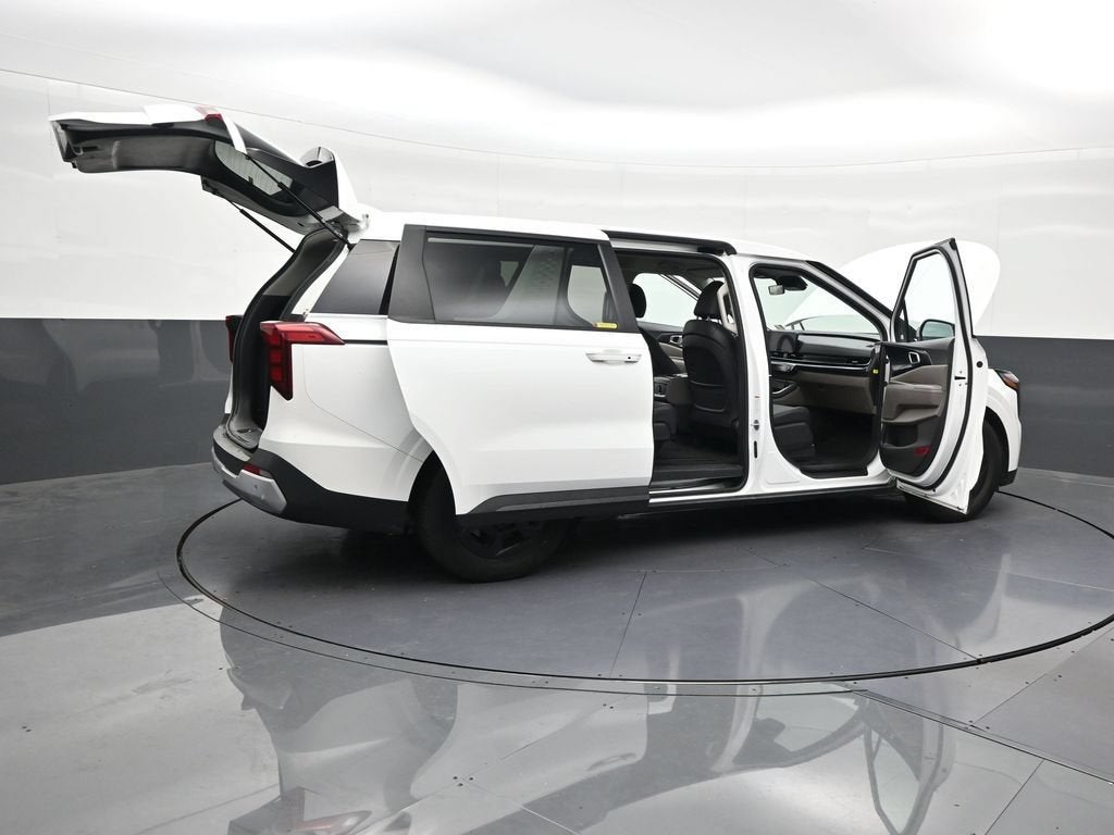 2025 Kia Carnival LXS