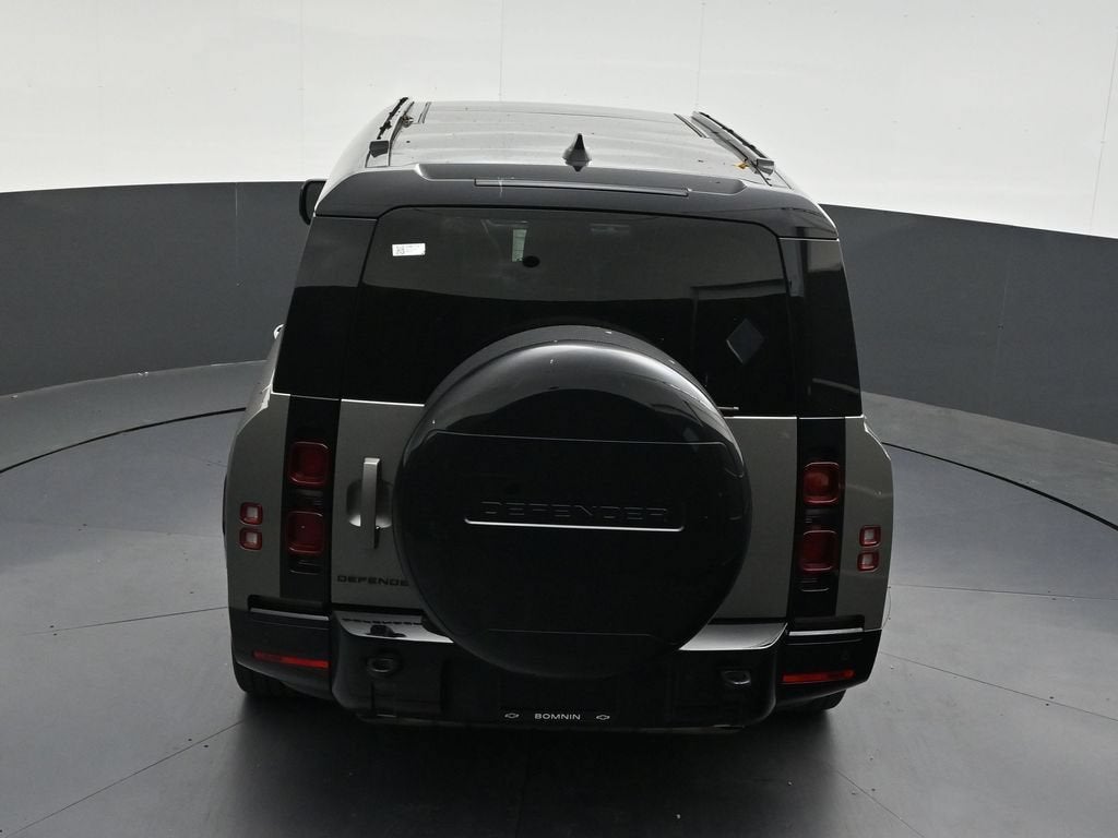 2024 Land Rover Defender X-Dynamic SE