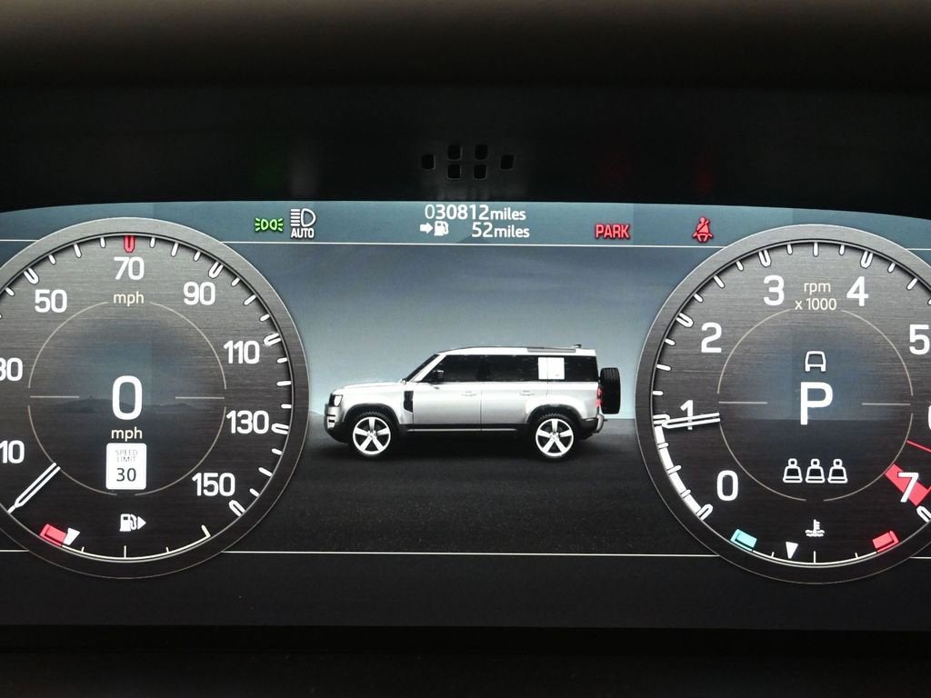 2022 Land Rover Defender V8