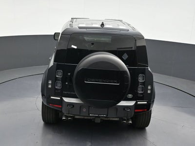 2022 Land Rover Defender V8