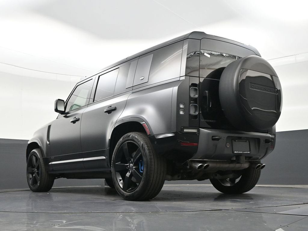 2022 Land Rover Defender V8