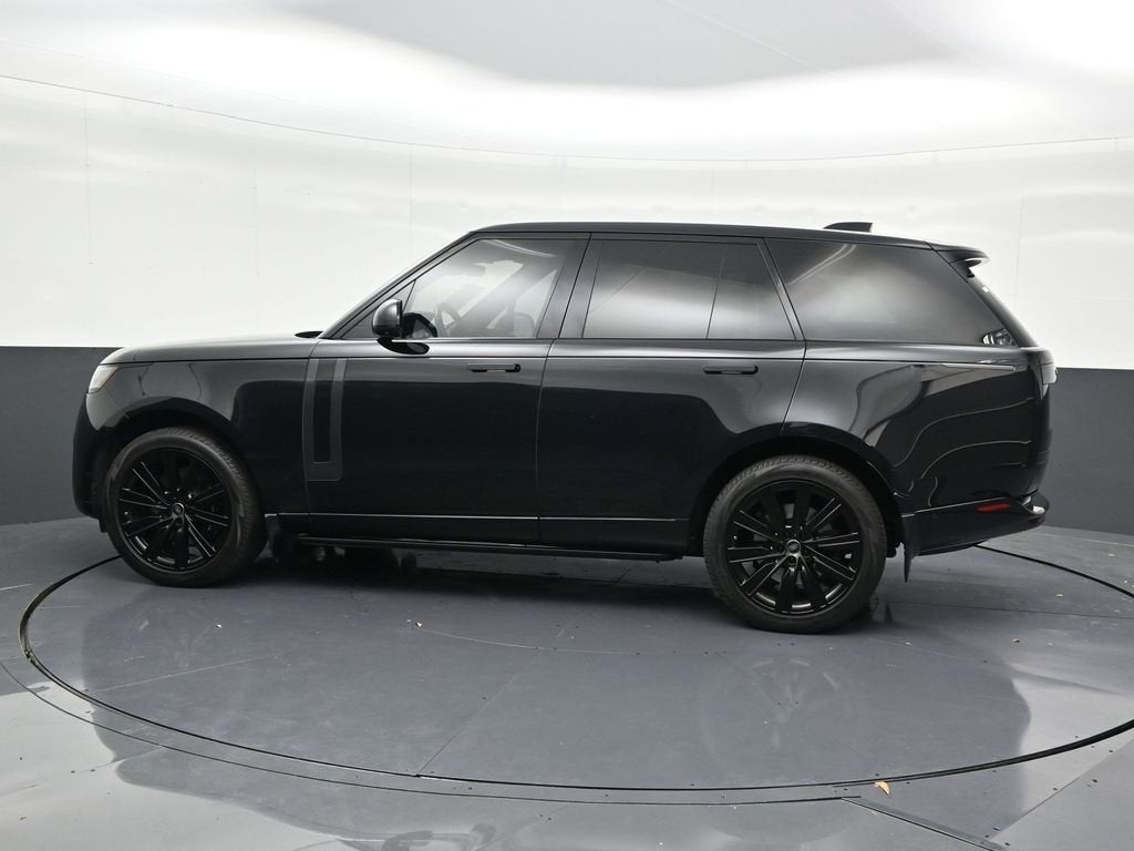 2023 Land Rover Range Rover SE
