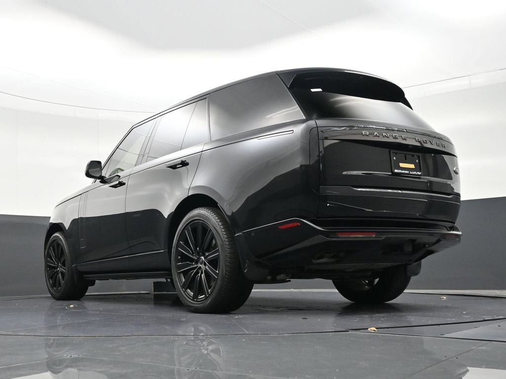 2023 Land Rover Range Rover SE