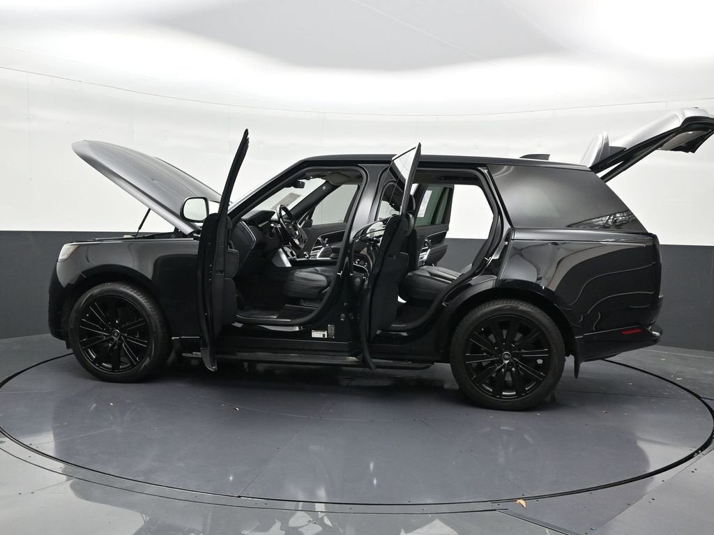 2023 Land Rover Range Rover SE