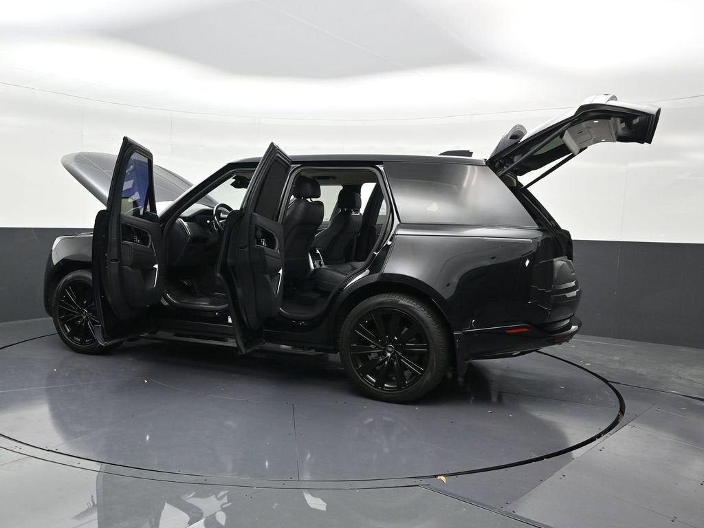 2023 Land Rover Range Rover SE