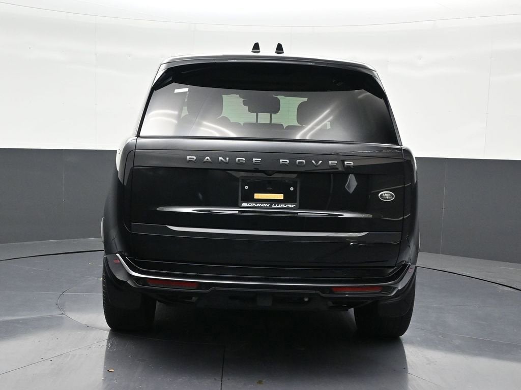 2023 Land Rover Range Rover SE