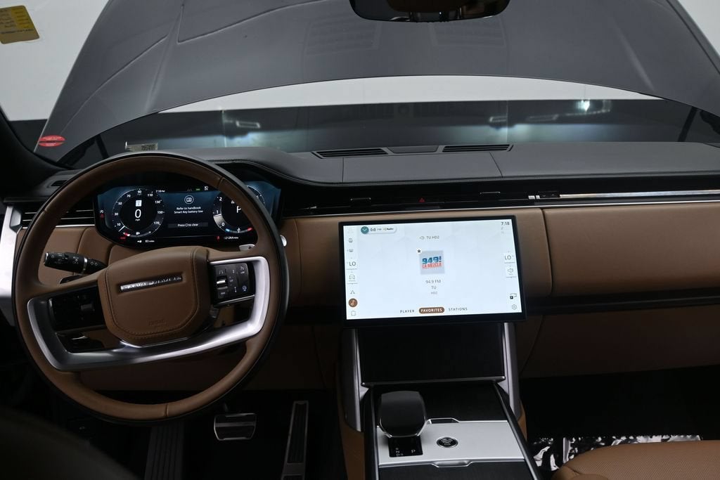 2025 Land Rover Range Rover P400 SE