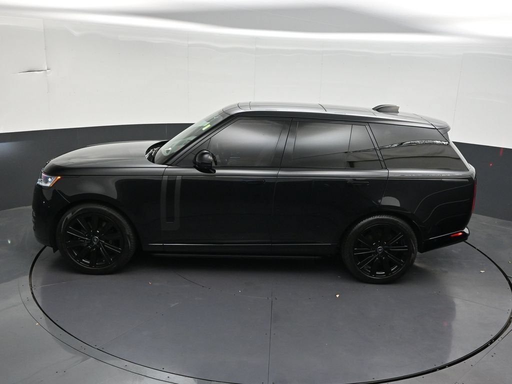 2025 Land Rover Range Rover P400 SE