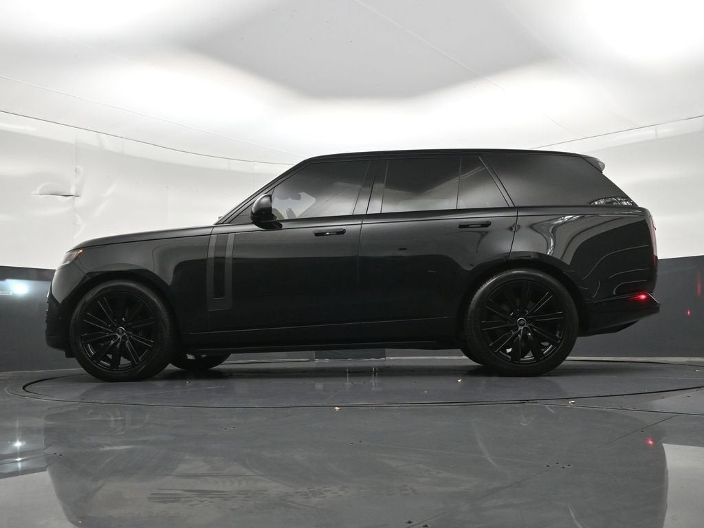 2025 Land Rover Range Rover P400 SE