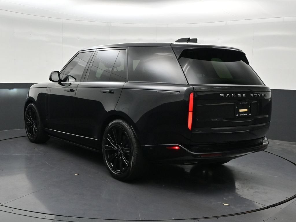 2025 Land Rover Range Rover P400 SE