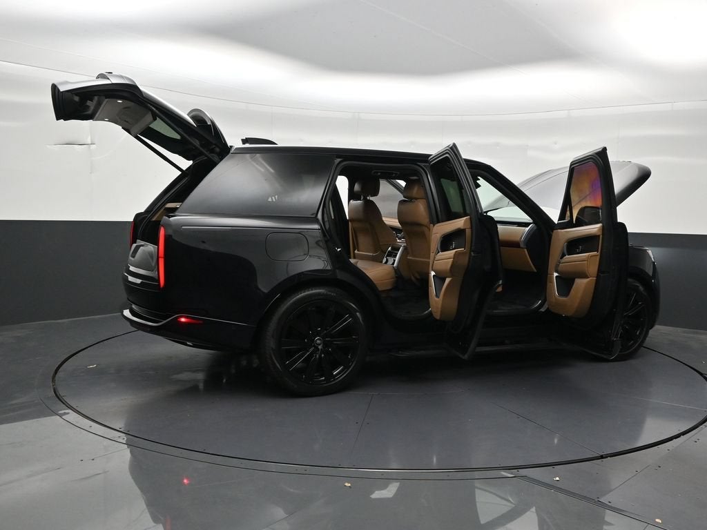 2025 Land Rover Range Rover P400 SE