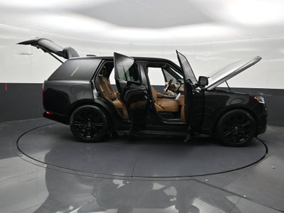 2025 Land Rover Range Rover P400 SE