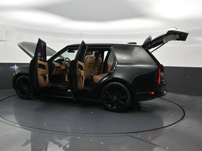 2025 Land Rover Range Rover P400 SE