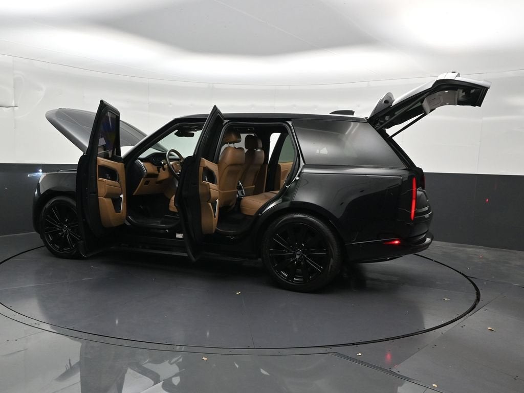 2025 Land Rover Range Rover P400 SE
