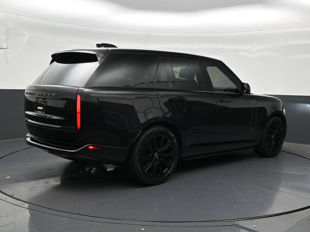 2025 Land Rover Range Rover P400 SE