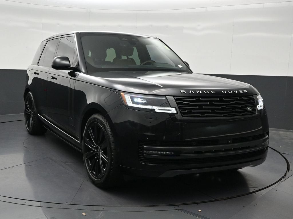 2025 Land Rover Range Rover P400 SE