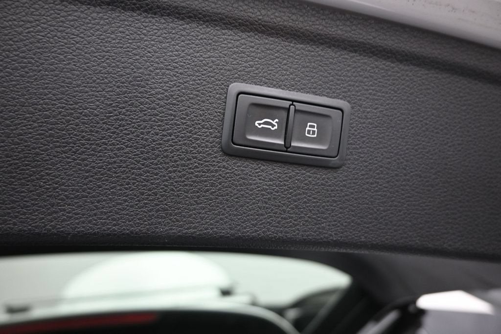 2020 Audi Q5 Premium Plus