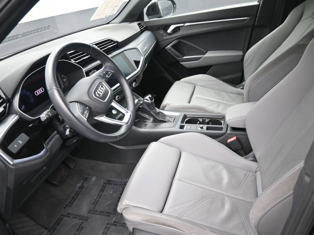 2019 Audi Q3 S line Premium Plus