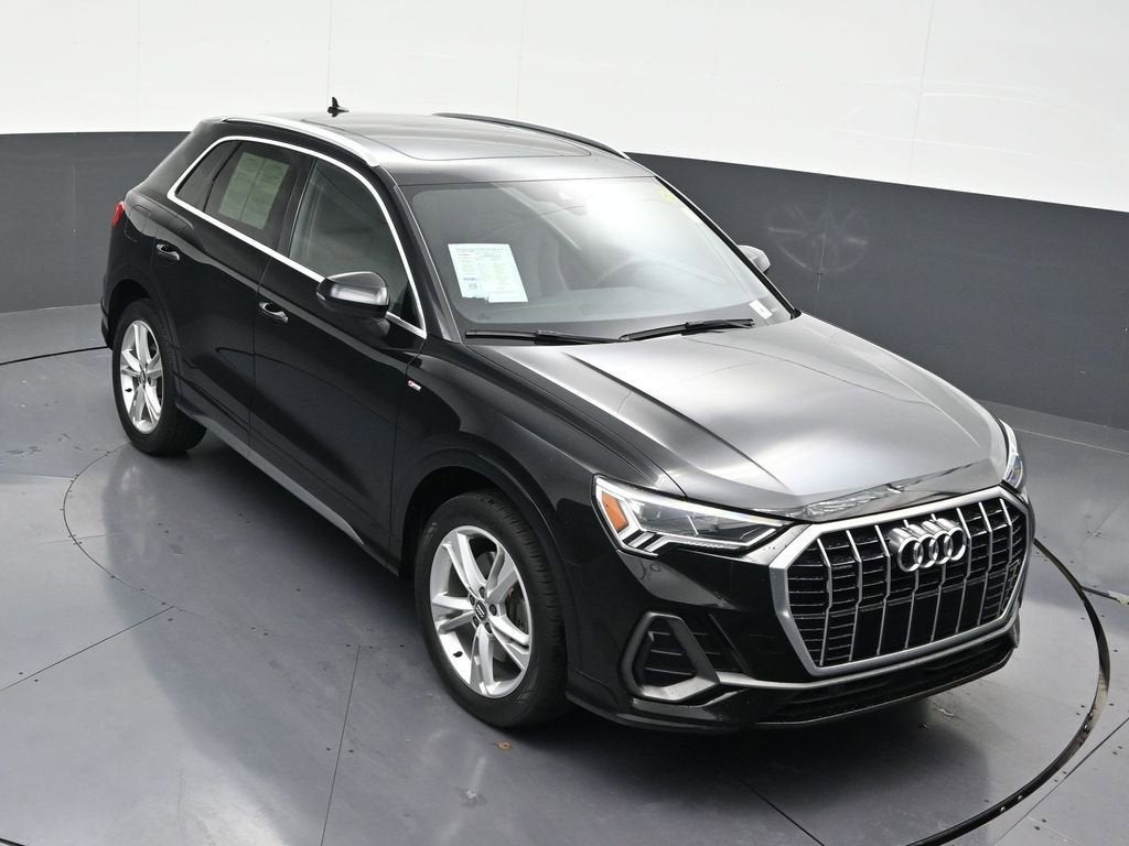 2019 Audi Q3 S line Premium Plus