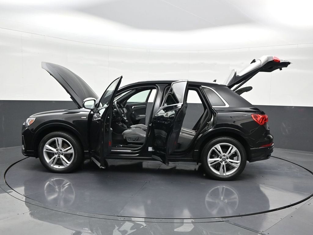 2019 Audi Q3 S line Premium Plus