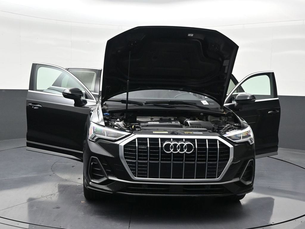 2019 Audi Q3 S line Premium Plus