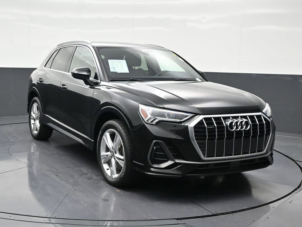 2019 Audi Q3 S line Premium Plus