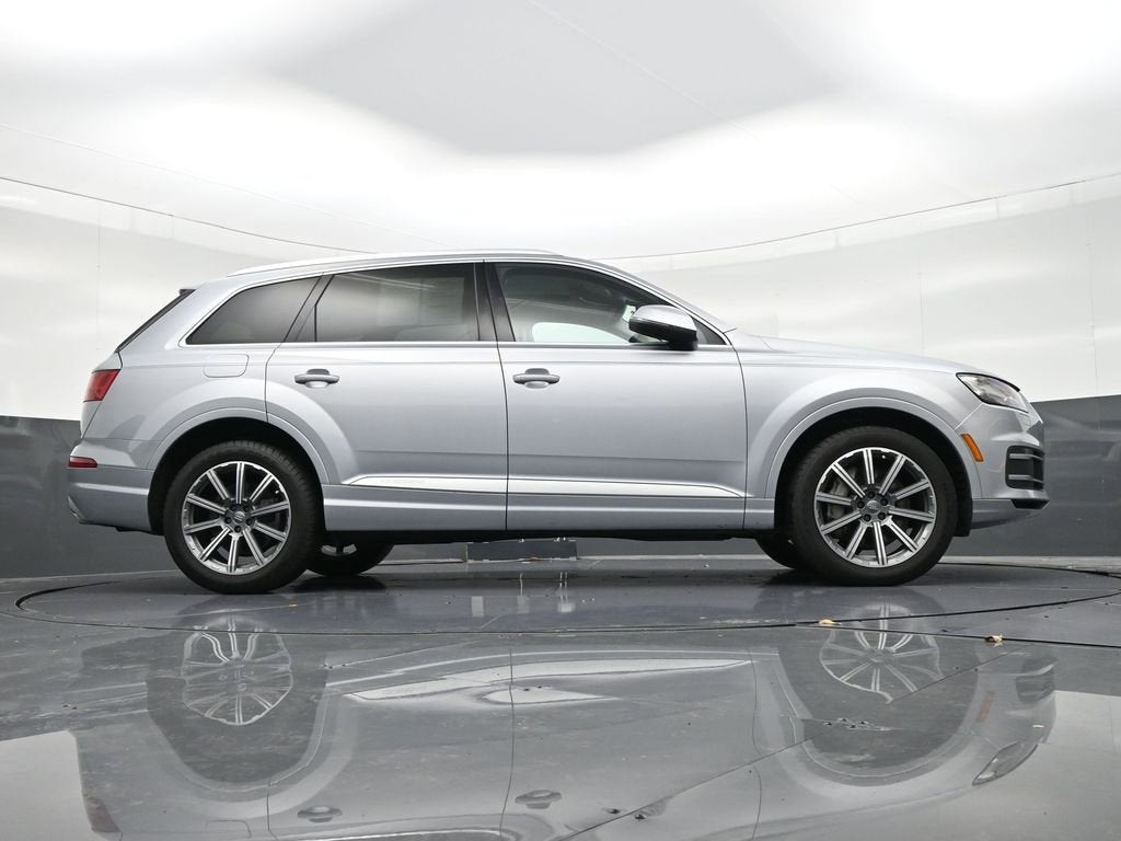 2019 Audi Q7 Premium Plus
