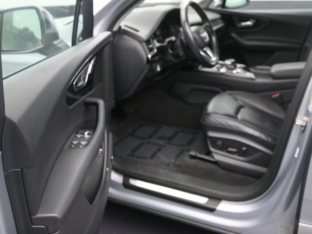 2019 Audi Q7 Premium Plus