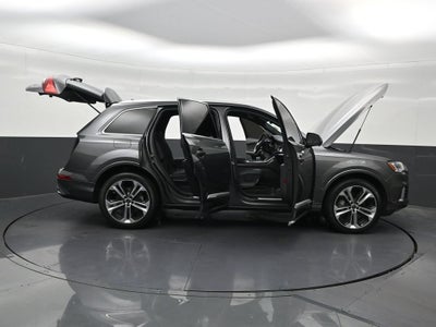 2023 Audi Q7 Premium Plus 55 TFSI quattro Tiptronic