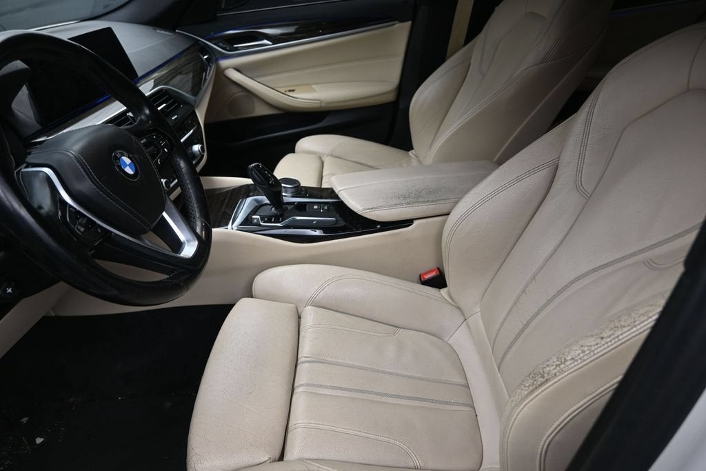 2019 BMW 5 Series 530i