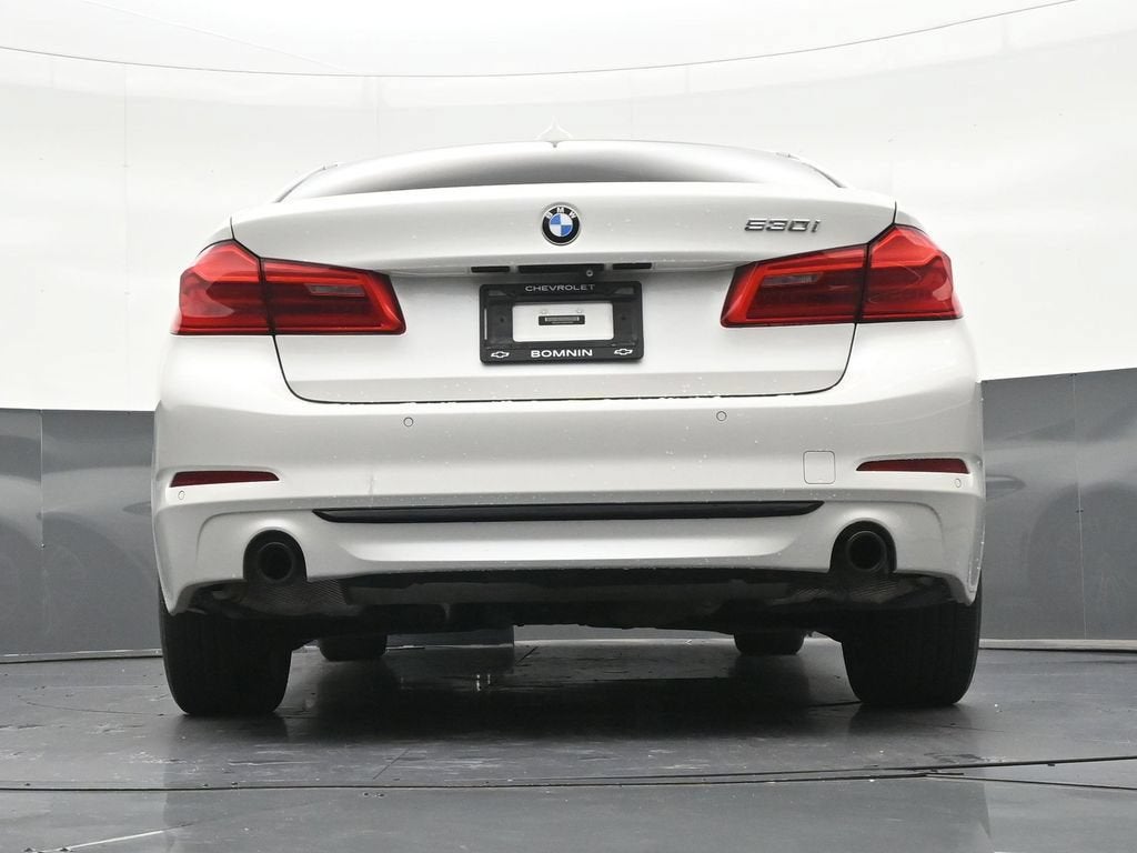 2019 BMW 5 Series 530i