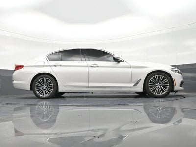 2019 BMW 5 Series 530i