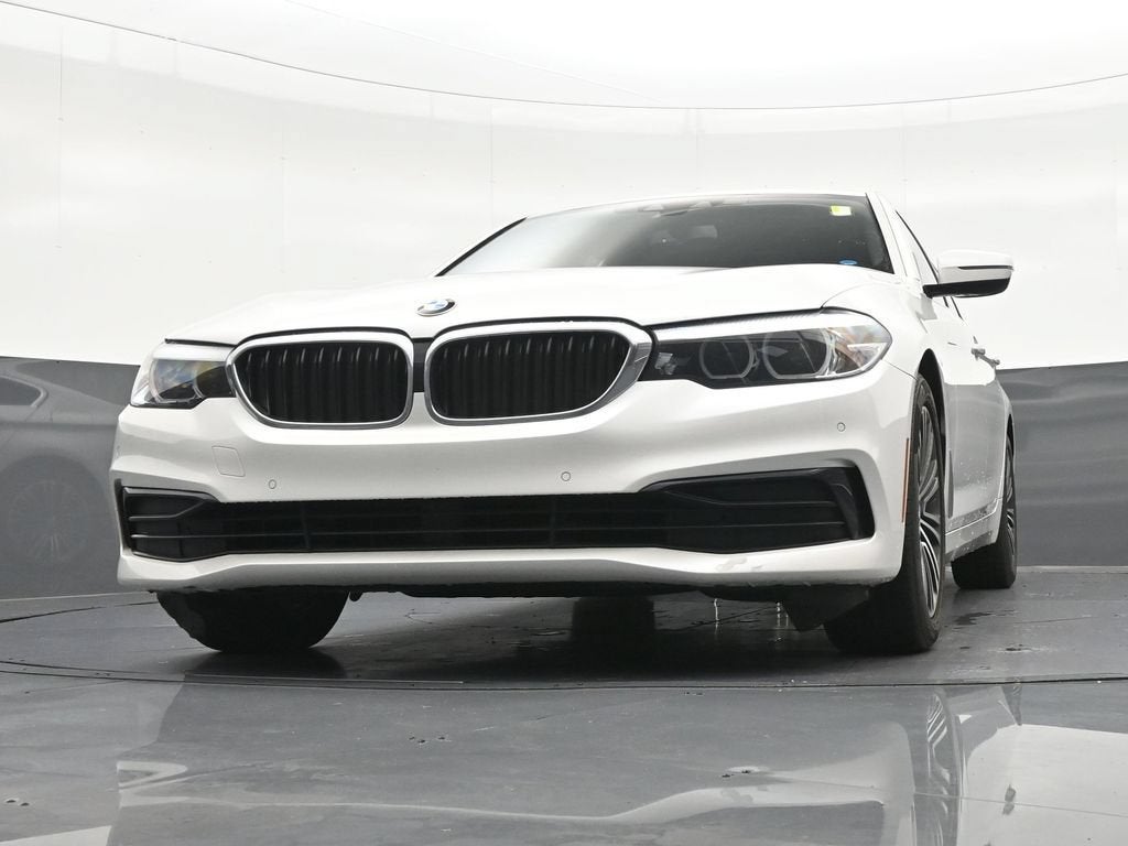 2019 BMW 5 Series 530i