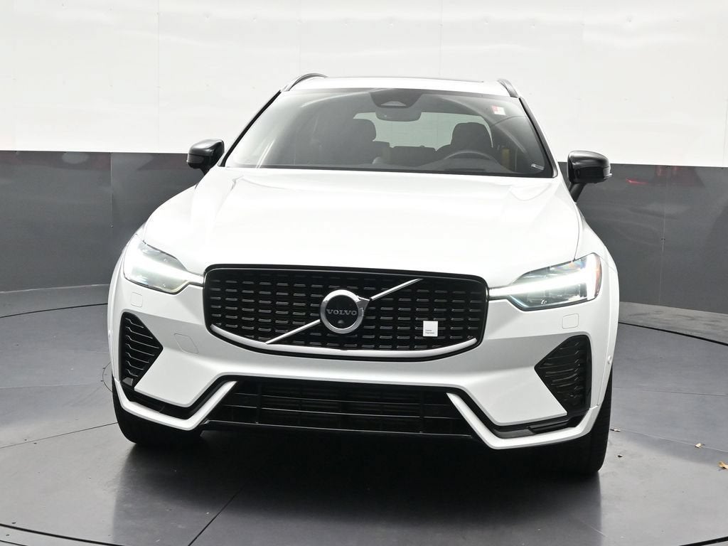 2022 Volvo XC60 Recharge Plug-In Hybrid T8 Polestar Engineered