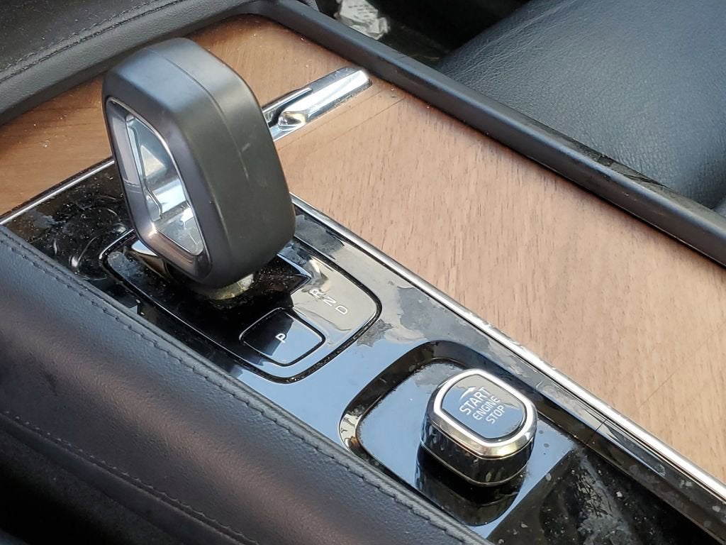 2023 Volvo XC90 Plus