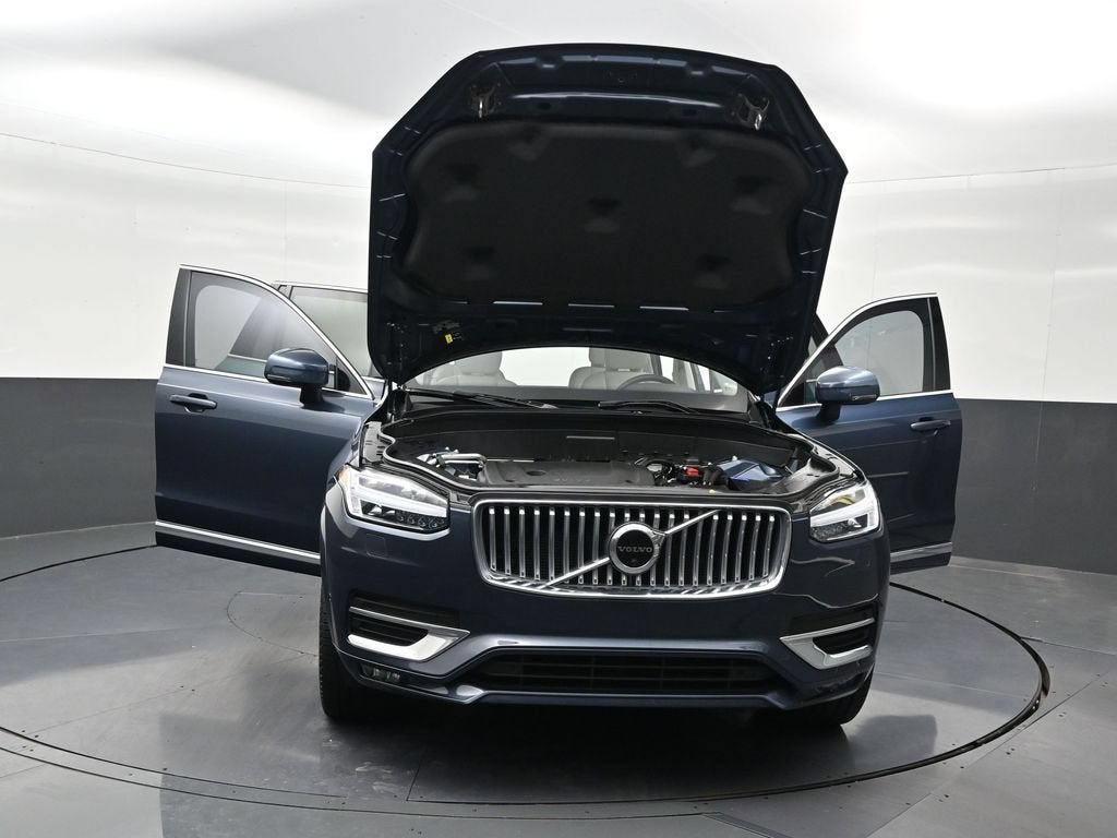 2023 Volvo XC90 Plus
