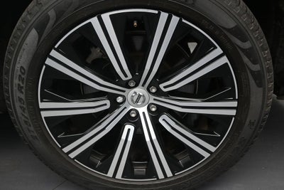 2024 Volvo XC90 Plus Bright Theme
