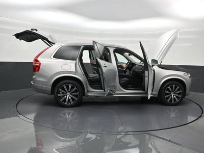 2024 Volvo XC90 Plus Bright Theme