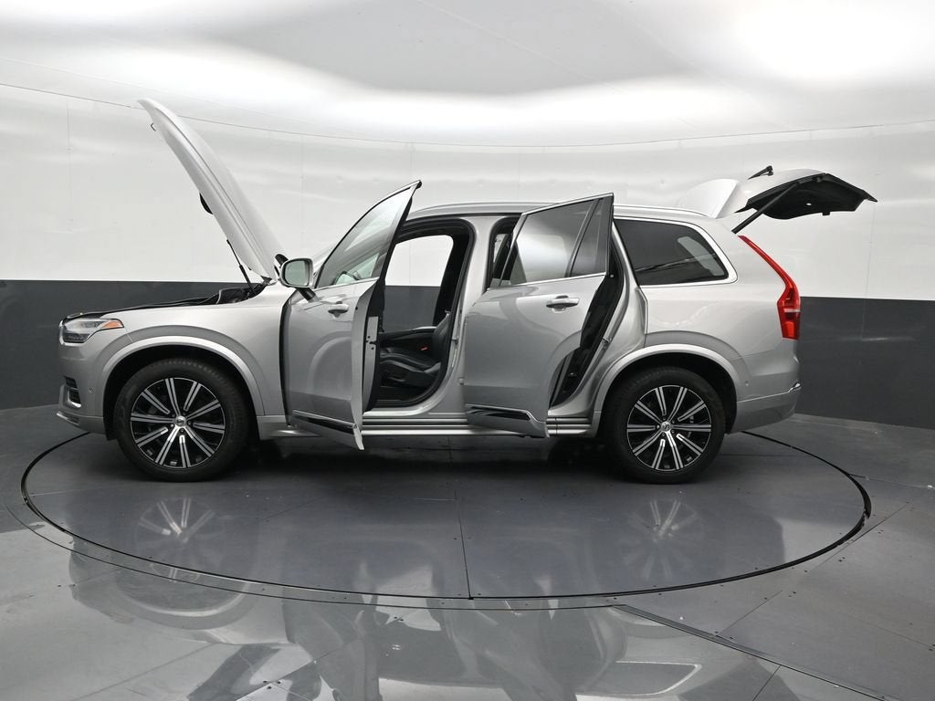 2024 Volvo XC90 Plus Bright Theme