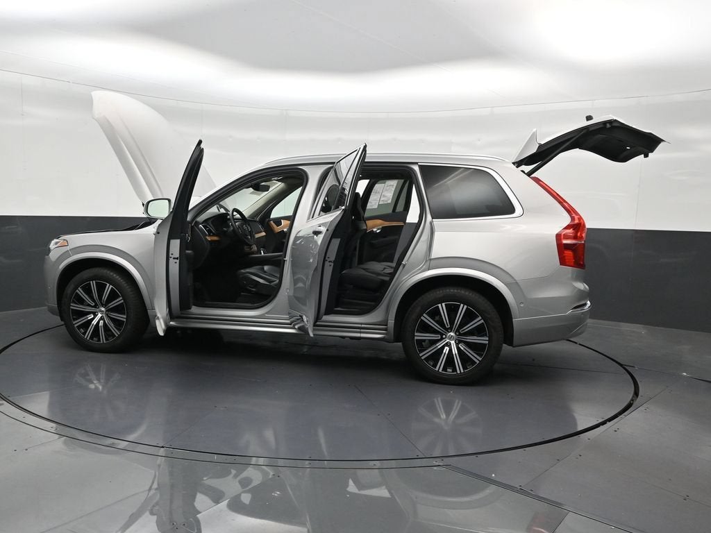 2024 Volvo XC90 Plus Bright Theme