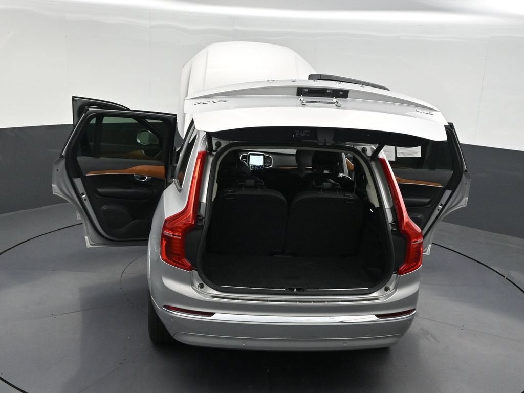2024 Volvo XC90 Plus Bright Theme