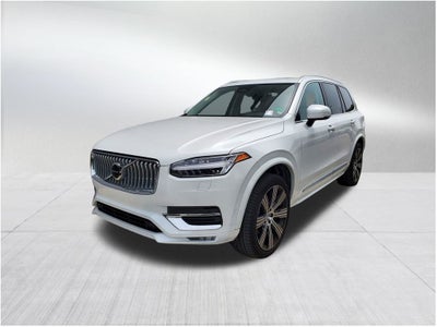 2024 Volvo XC90 Plus Bright Theme