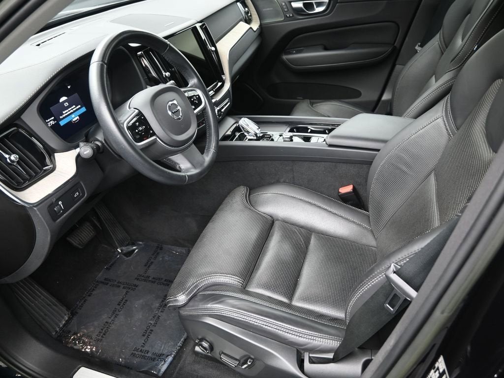 2022 Volvo XC60 Inscription