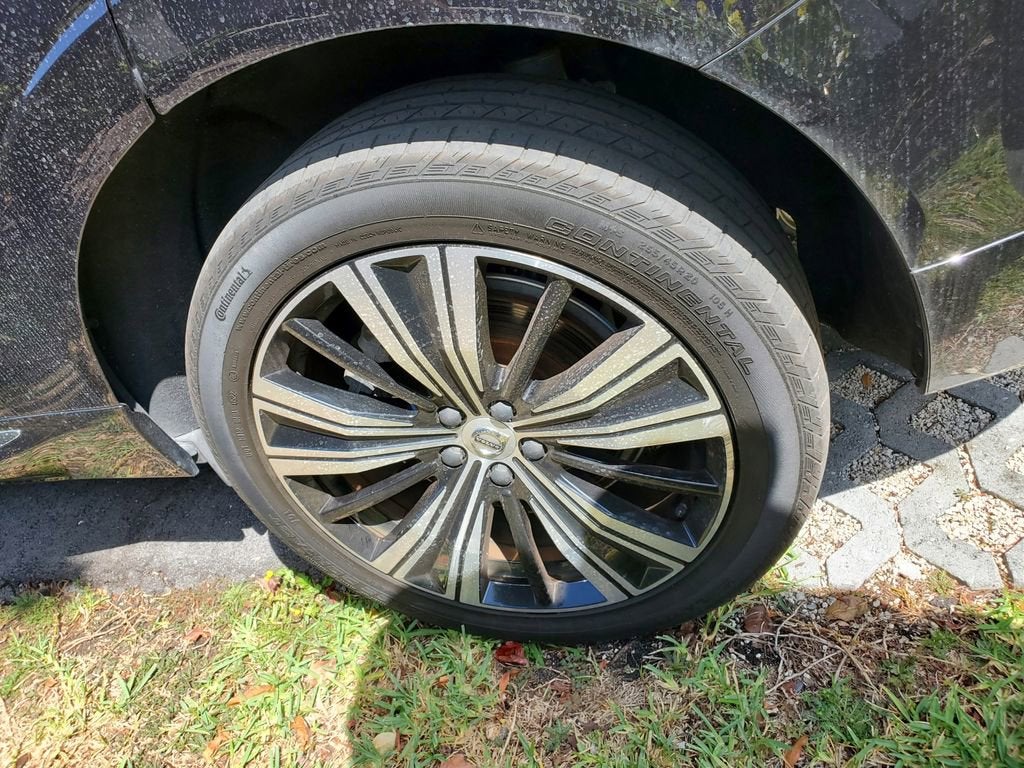 2022 Volvo XC60 Inscription