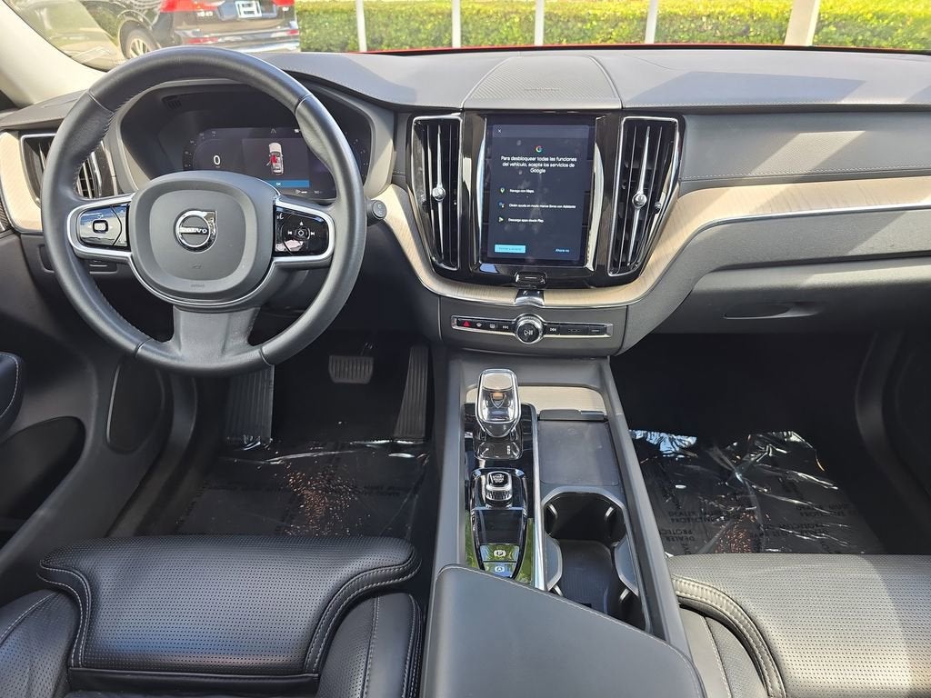 2022 Volvo XC60 Inscription