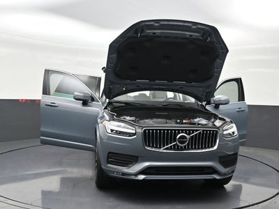 2020 Volvo XC90 Momentum