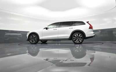 2022 Volvo V60 Cross Country 4DR AWD T5