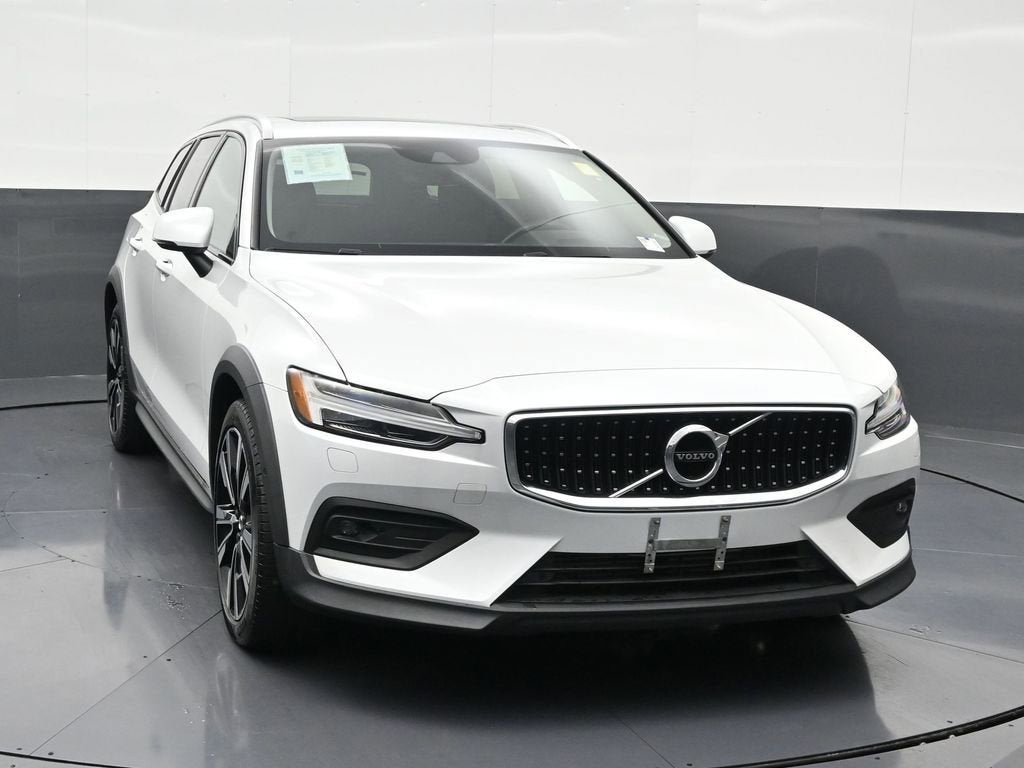 2022 Volvo V60 Cross Country 4DR AWD T5