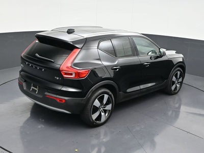 2019 Volvo XC40 Momentum
