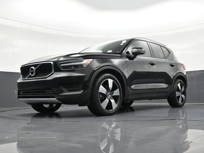 2019 Volvo XC40 Momentum